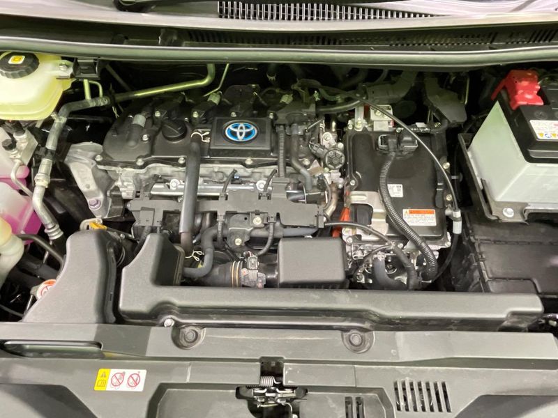 2024 Toyota Voxy 6AA-ZWR90W (UW-6a2ccb8d4dbf0)[4]
