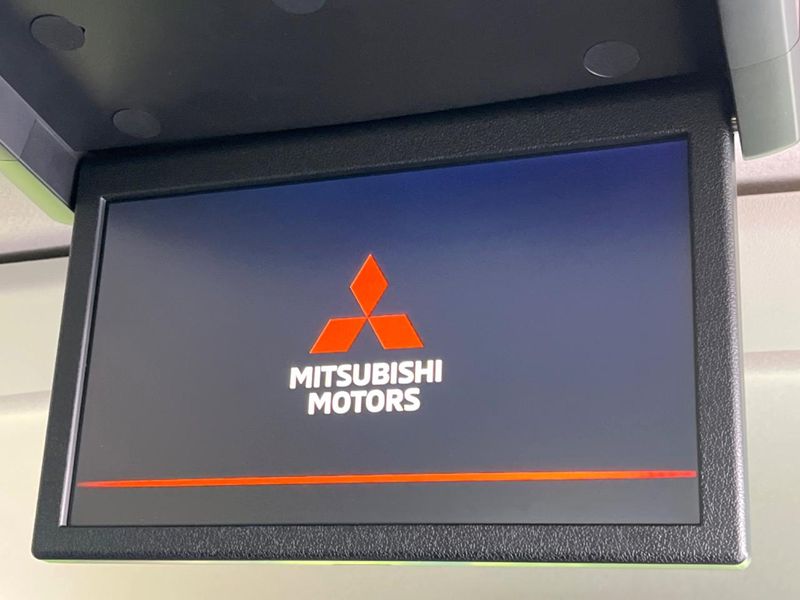 2020 Mitsubishi Delica D:5 3DA-CV1W (UW-6a2e1aa2ce131)[12]