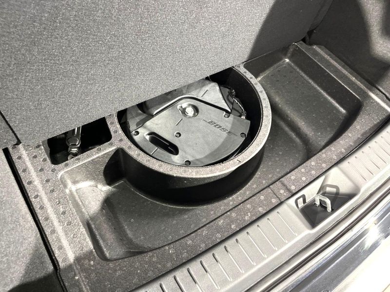 2020 Mazda CX-30 3DA-DM8P (UW-6a2e1aad5b9fc)[8]