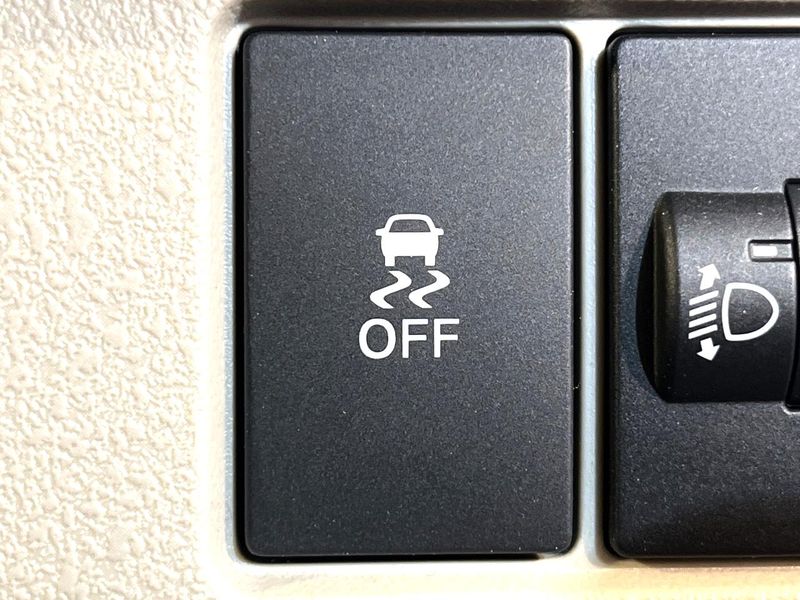 2024 Honda N-BOX 6BA-JF6 (UW-6a2e1b262c684)[12]