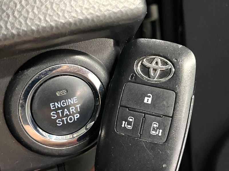 2022 Toyota Roomy 5BA-M900A (UW-6a2e1b724c044)[8]