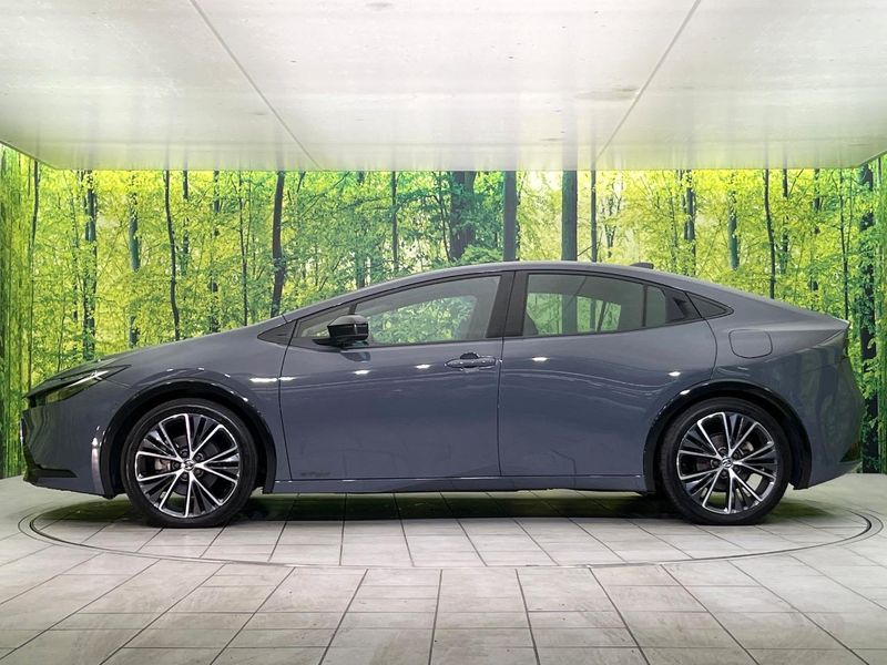 2023 Toyota Prius 6AA-MXWH65 (UW-6a2e1bd739a77)[13]