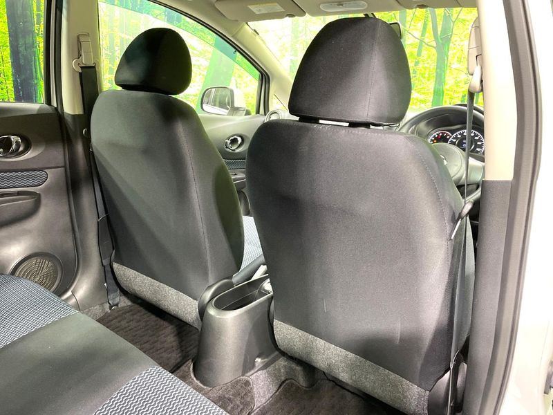 2013 Nissan Note DBA-E12 (UW-6a2f6c0458506)[19]