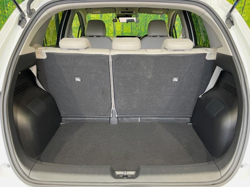 2022 Nissan Aura 6AA-FE13 (UW-6a2f6c0e7016b)[26]