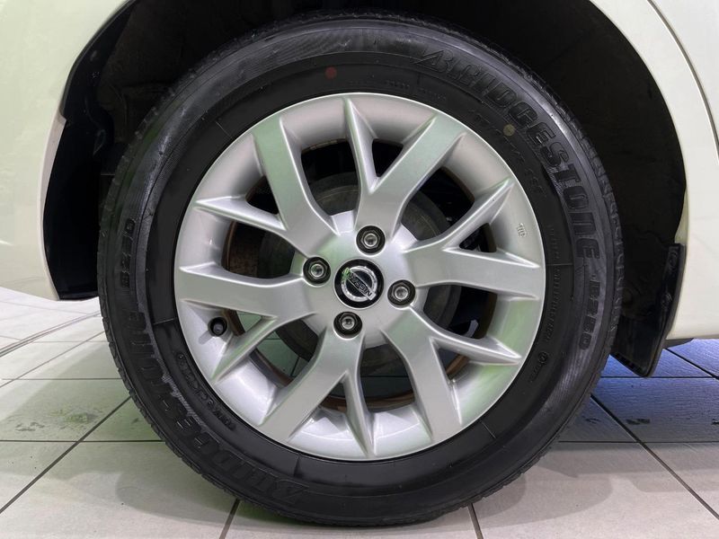 2019 Nissan Note DAA-HE12 (UW-6a2f6c3d53a32)[11]