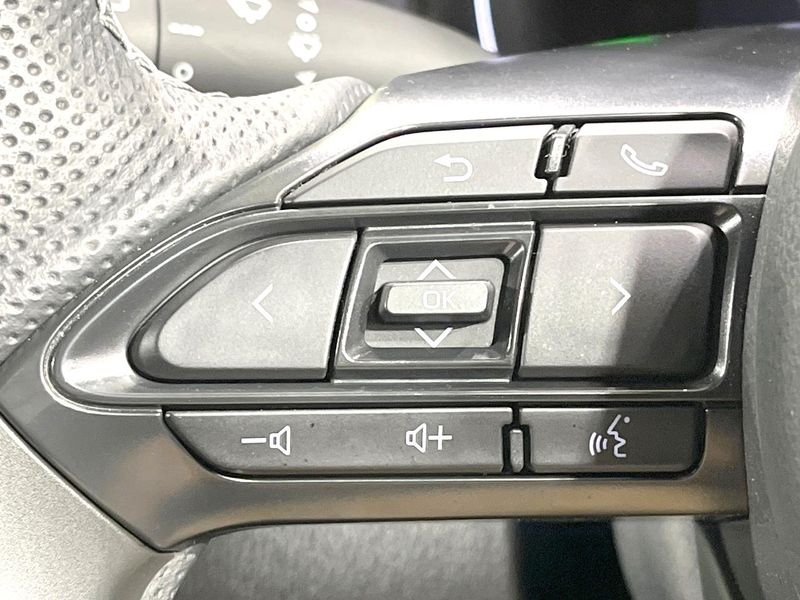 2024 Toyota Yaris Cross 6AA-MXPJ10 (UW-6a2f6cfee8fef)[26]