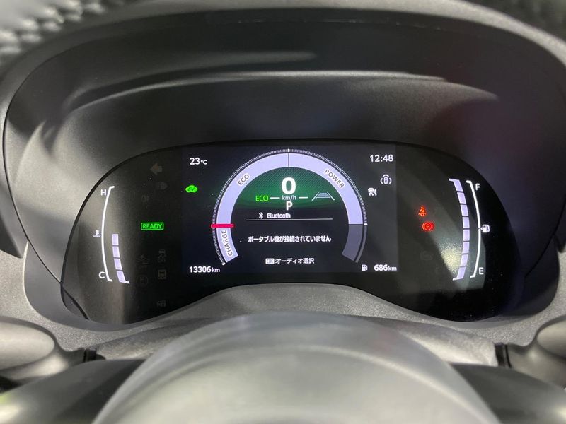 2025 Toyota Yaris Cross 6AA-MXPJ10 (UW-6a2f6d0057c42)[15]