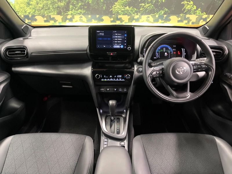 2025 Toyota Yaris Cross 6AA-MXPJ10 (UW-6a2f6d0093628)[21]