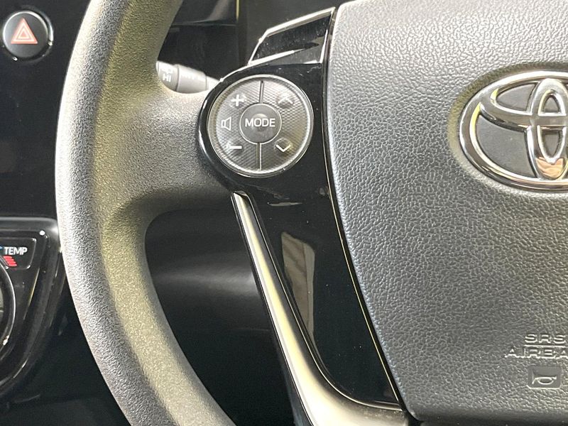 2019 Toyota Aqua DAA-NHP10 (UW-6a2f6d1fc1b5e)[28]