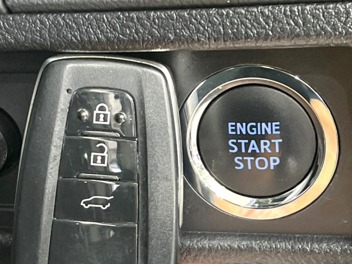 2020 Toyota Land Cruiser Prado 3BA-TRJ150W (UW-6a2f6d503870e)[29]