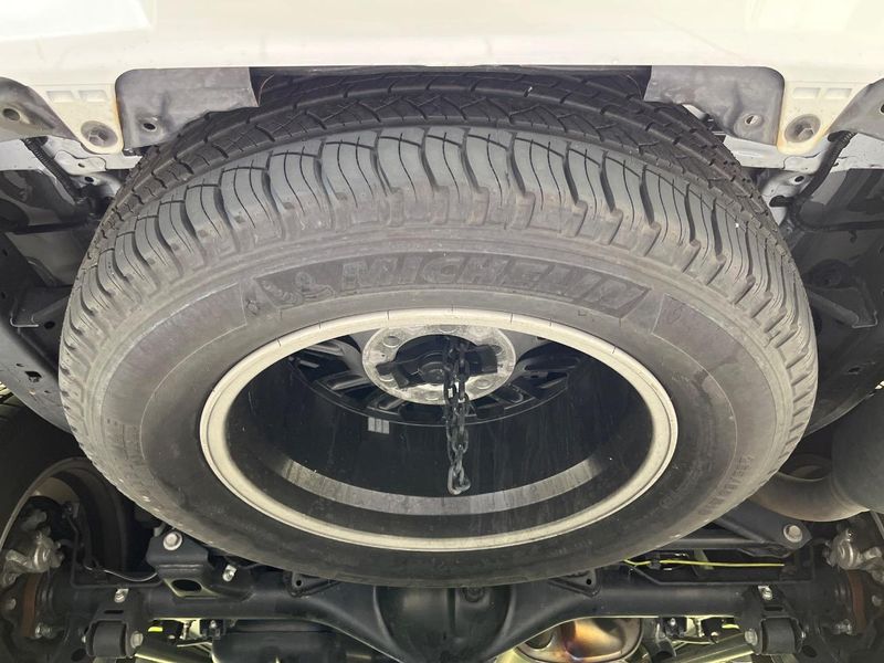 2023 Toyota Land Cruiser Prado 3BA-TRJ150W (UW-6a2f6d5398146)[28]