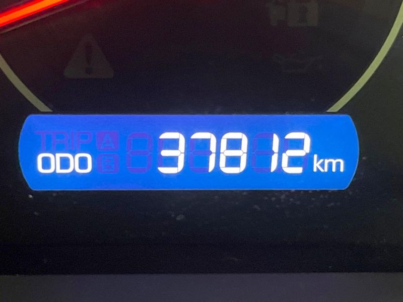 2018 Toyota Voxy DBA-ZRR80W (UW-6a2f6d7bef0d5)[2]
