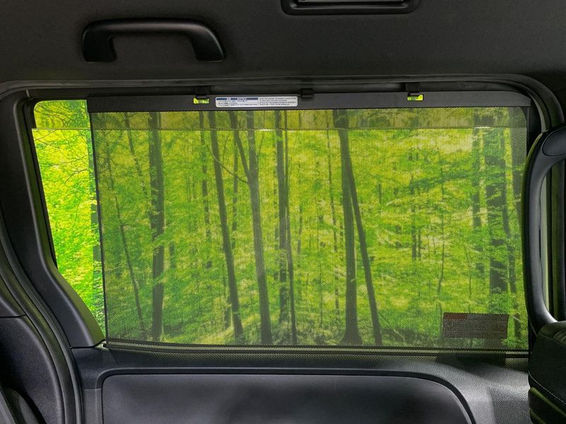 2018 Toyota Voxy DBA-ZRR80W (UW-6a2f6d7ce34be)[24]