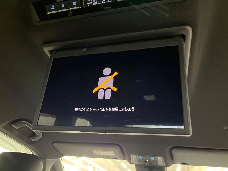 2023 Toyota Noah 6AA-ZWR90W (UW-6a2f6d9d14974)[14]