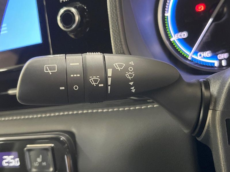 2023 Toyota Noah 6AA-ZWR90W (UW-6a2f6d9d14974)[24]