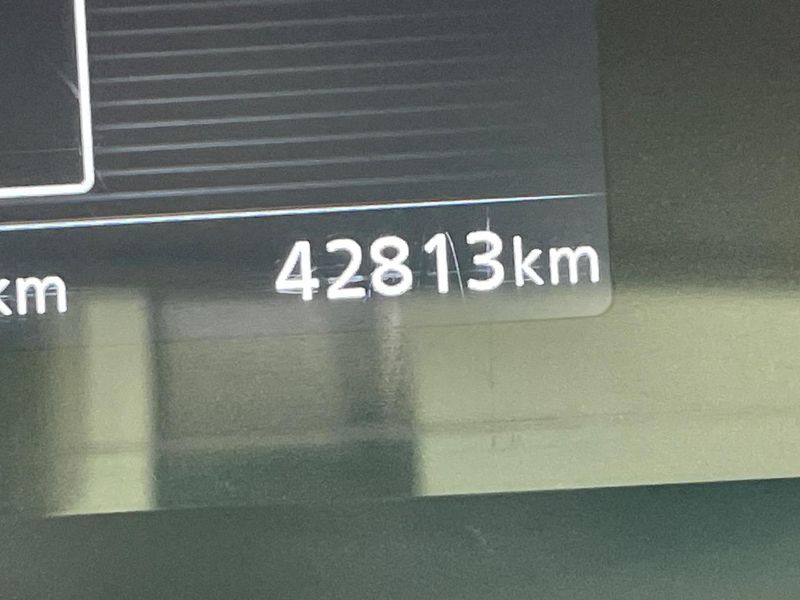 2017 Nissan Serena DAA-GFC27 (UW-6a30bddb1aeb2)[2]
