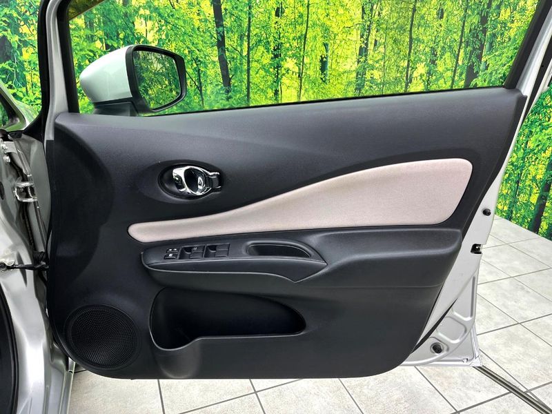 2017 Nissan Note DAA-HE12 (UW-6a30bdfeaf988)[7]