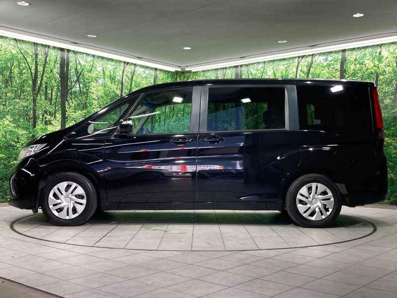 2016 Honda Step Wagon DBA-RP1 (UW-6a30bf26d94cd)[24]