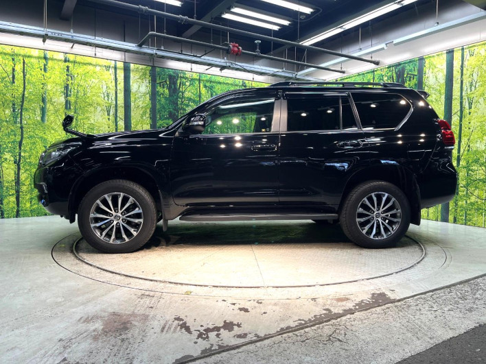 2021 Toyota Land Cruiser Prado 3BA-TRJ150W (UW-6a30bf4f288a7)[23]