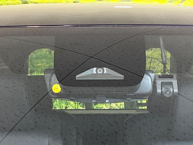2023 Toyota Voxy 6AA-ZWR90W (UW-6a30bfaa86fb1)[21]