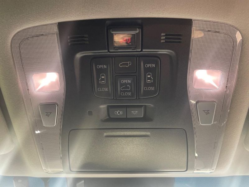 2018 Toyota Vellfire DBA-AGH30W (UW-6a320f6279c6a)[23]