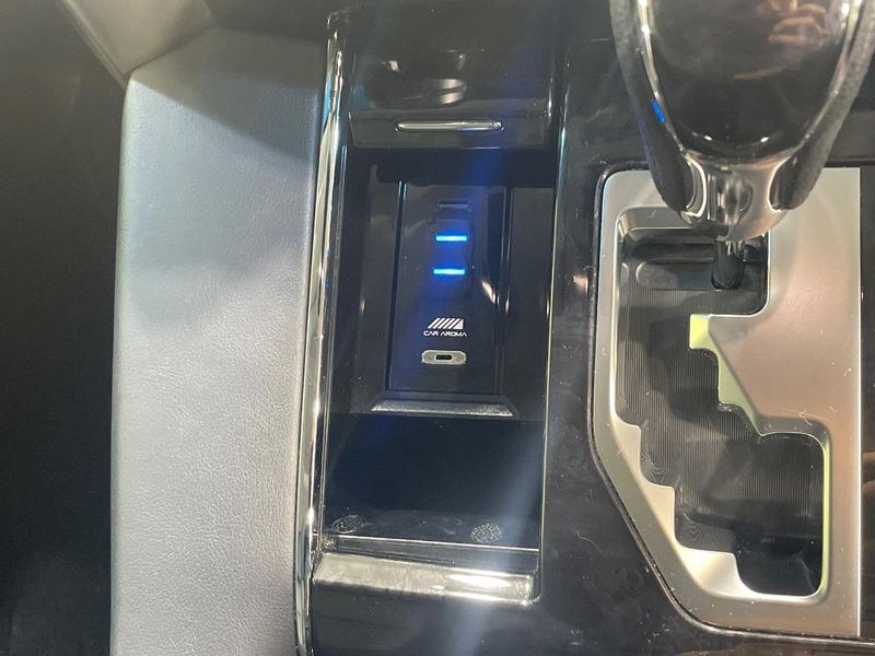 2018 Toyota Vellfire DBA-AGH30W (UW-6a320f6279c6a)[19]
