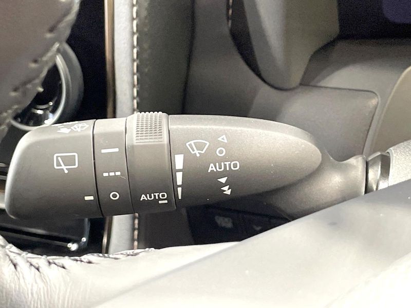 2024 Toyota Alphard 3BA-AGH40W (UW-6a320f6e2cb72)[18]