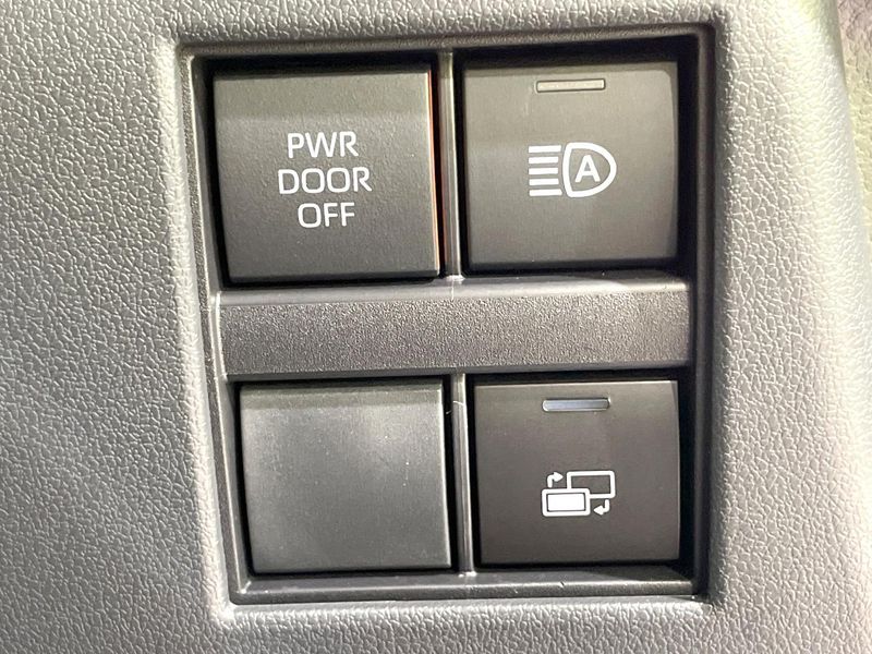 2024 Toyota Alphard 3BA-AGH40W (UW-6a320f6e2cb72)[14]