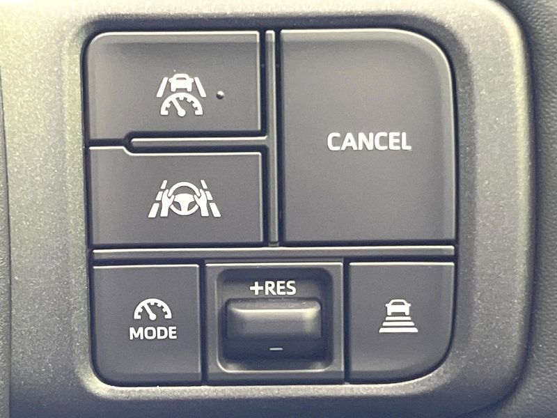 2026 Toyota RAV4 6AA-AXAN64 (UW-6a320f7b59e42)[18]