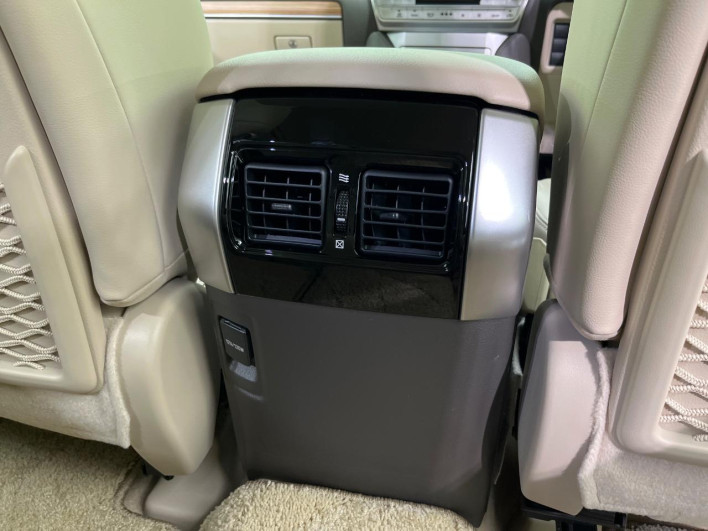 2020 Toyota Land Cruiser Prado LDA-GDJ150W (UW-6a320fdb32d73)[27]