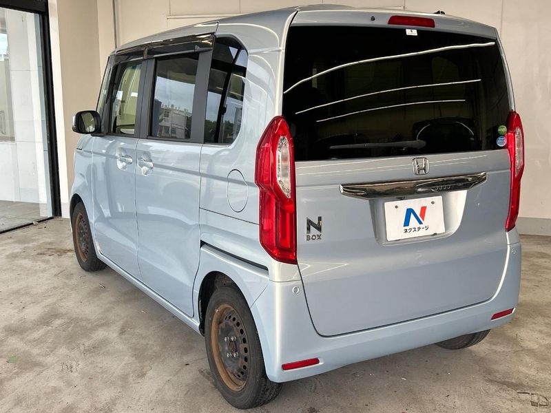 2018 Honda N-BOX DBA-JF3 (UW-6a3210345895d)[25]