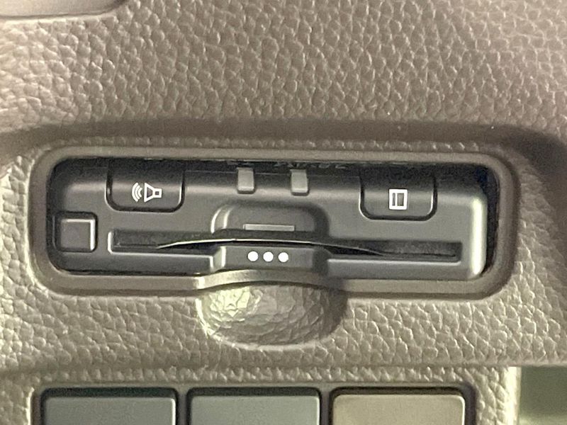 2023 Honda N-BOX 6BA-JF3 (UW-6a3210470b5ff)[21]