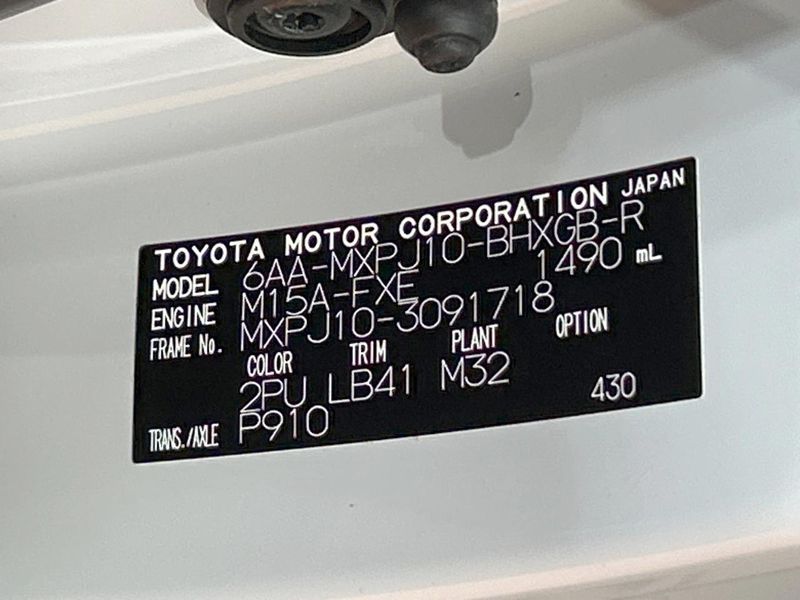 2023 Toyota Yaris Cross 6AA-MXPJ10 (UW-6a32110dc5f99)[1]
