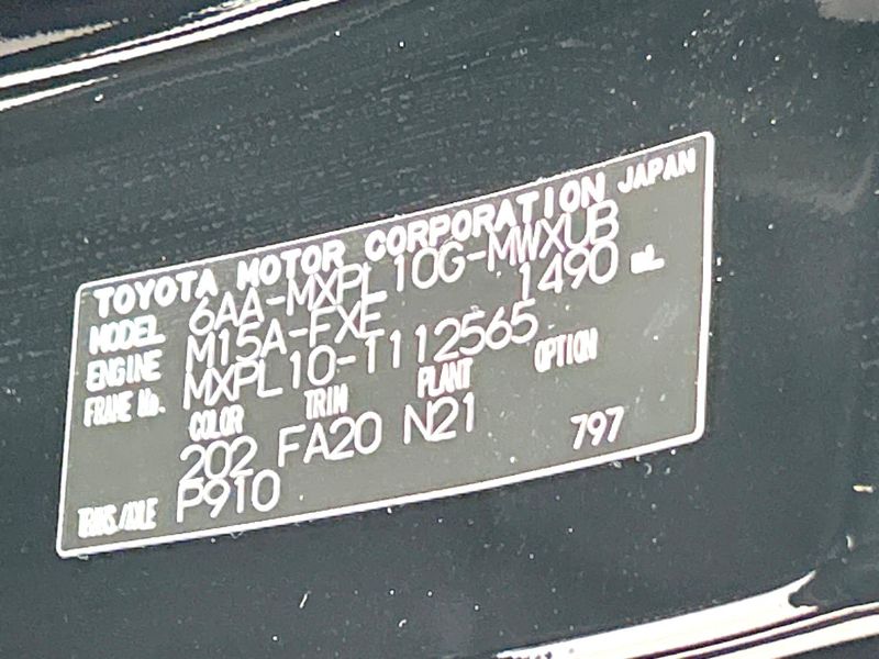 2024 Toyota Sienta 6AA-MXPL10G (UW-6a321117b878b)[1]