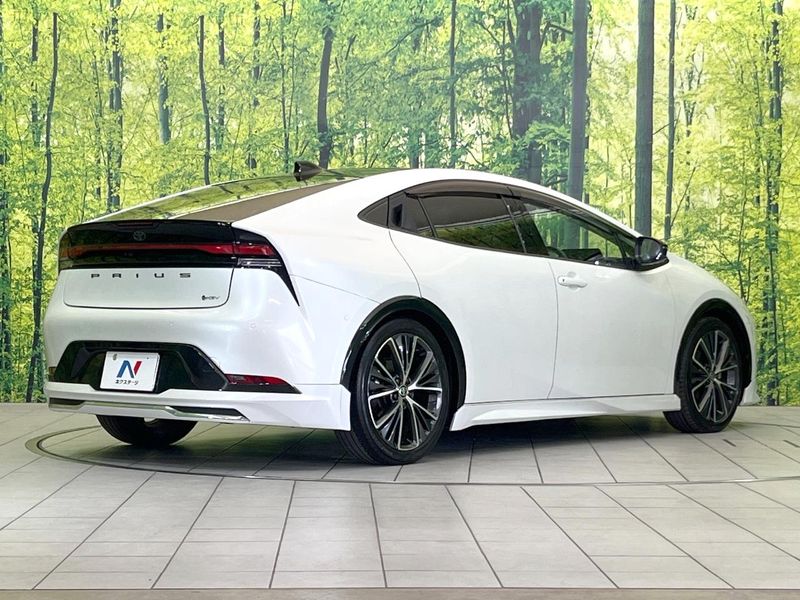 2023 Toyota Prius 6AA-MXWH60 (UW-6a32112348902)[8]