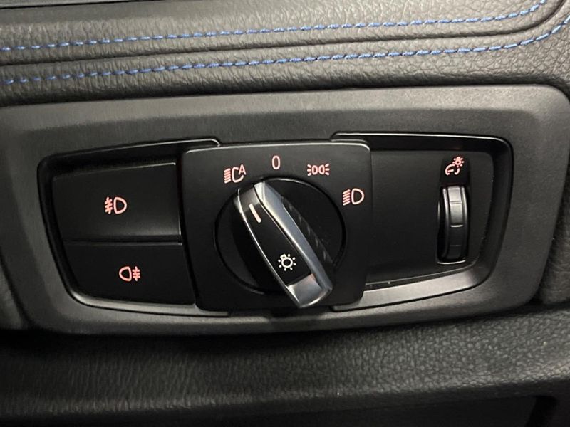 2015 BMW 2 Series LDA-2C20 (UW-6a32118ce14d9)[21]