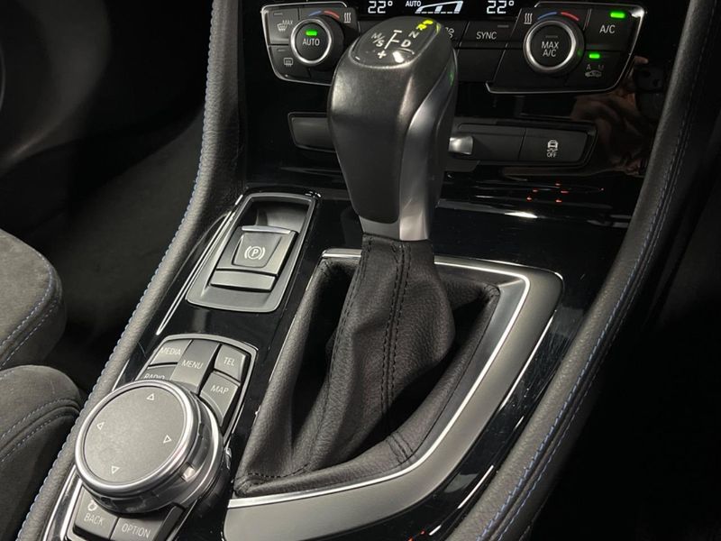 2015 BMW 2 Series LDA-2C20 (UW-6a32118ce14d9)[12]