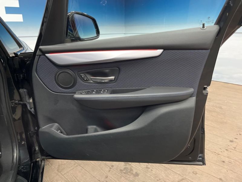 2015 BMW 2 Series LDA-2C20 (UW-6a32118ce14d9)[24]