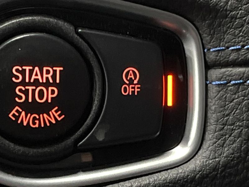 2015 BMW 2 Series LDA-2C20 (UW-6a32118ce14d9)[17]