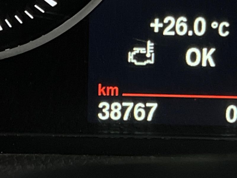 2015 BMW 2 Series LDA-2C20 (UW-6a32118ce14d9)[2]