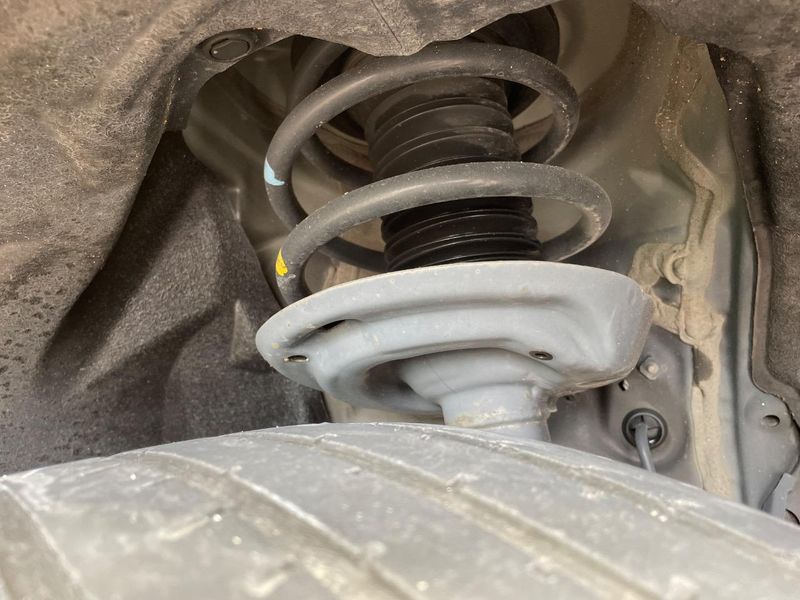 2021 Toyota Harrier Hybrid 6AA-AXUH80 (UW-6a335fb9c3fbd)[16]