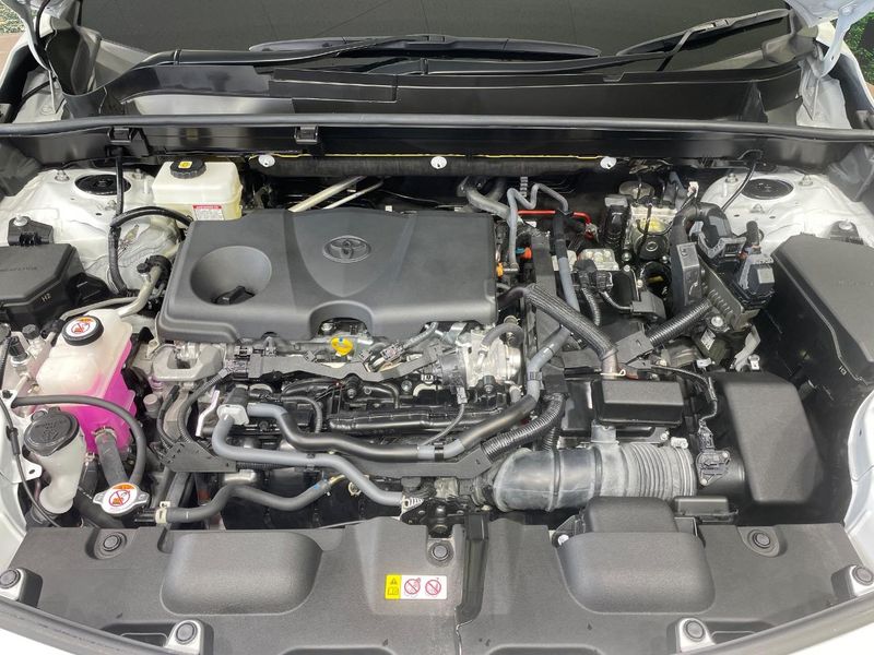 2024 Toyota Harrier Hybrid 6AA-AXUH80 (UW-6a335fbe68932)[20]