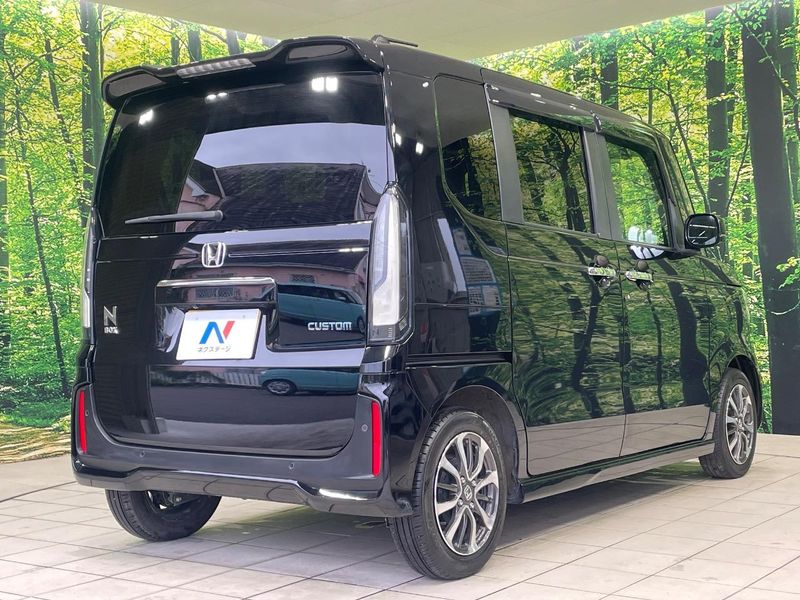 2023 Honda N-BOX CUSTOM 6BA-JF5 (UW-6a33603d241fa)[8]