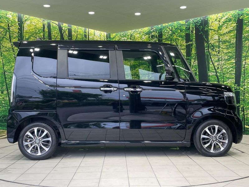 2023 Honda N-BOX CUSTOM 6BA-JF5 (UW-6a33603d241fa)[7]