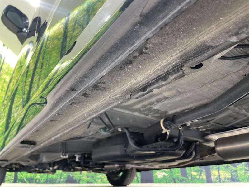 2023 Honda N-BOX CUSTOM 6BA-JF5 (UW-6a33603d241fa)[14]