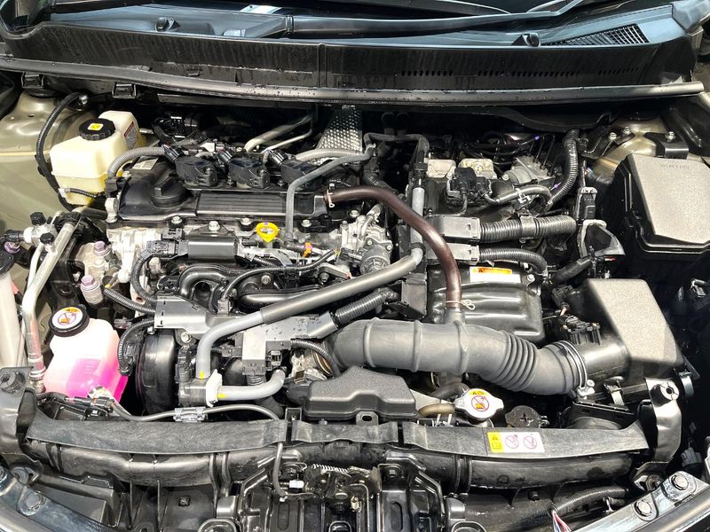 2022 Toyota Aqua 6AA-MXPK11 (UW-6a3360c1ee6a1)[4]