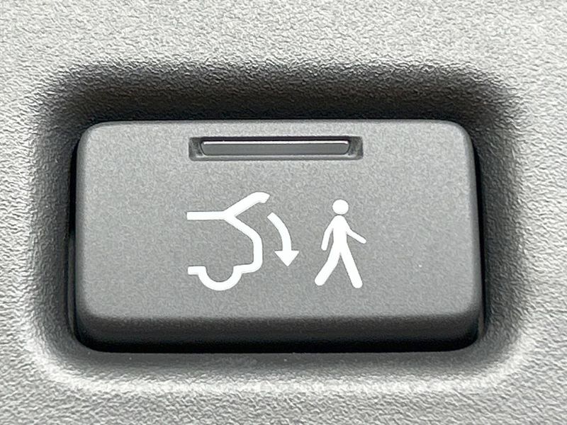2025 Honda Vezel 6AA-RV5 (UW-6a3360f51e936)[24]