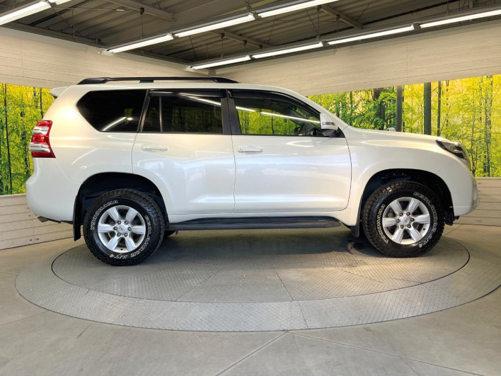 2016 Toyota Land Cruiser Prado CBA-TRJ150W (UW-6a33610210b00)[7]