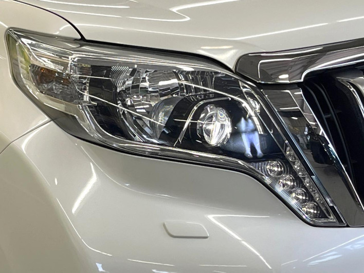2016 Toyota Land Cruiser Prado CBA-TRJ150W (UW-6a33610210b00)[14]