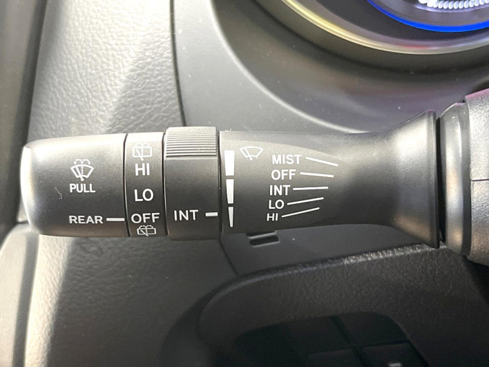 2016 Toyota Land Cruiser Prado CBA-TRJ150W (UW-6a33610210b00)[29]